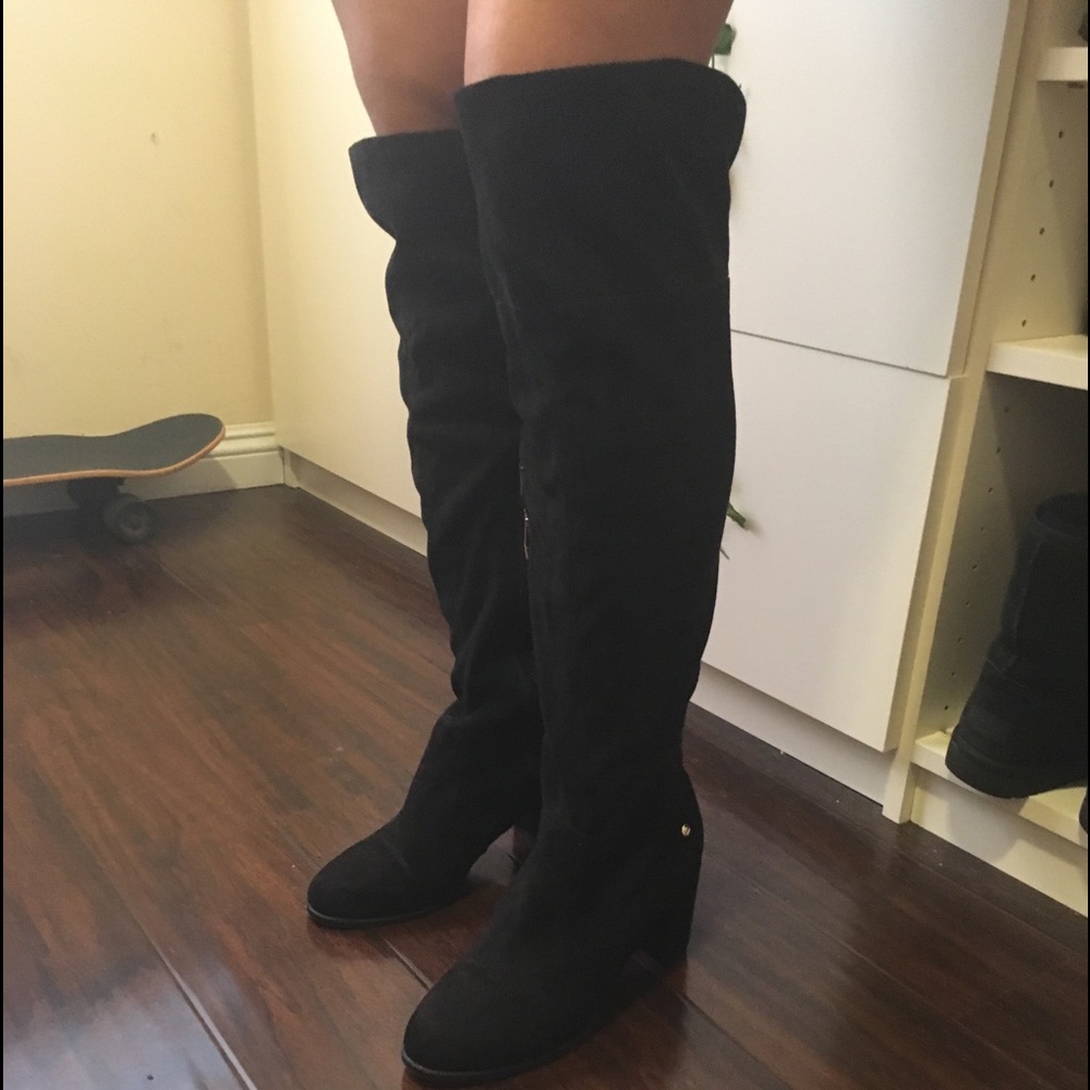 Black Boots